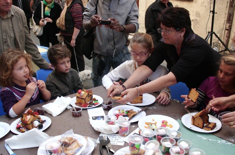 29-10-2011 12h 16FETE VENDANGES024.jpg